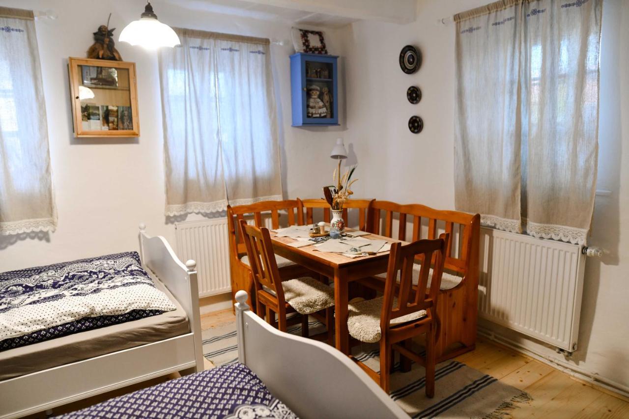Ubytovanie Na Dedine Chocholna-Velcice Buitenkant foto